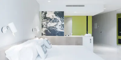 Premium Room (Rec Life Xl) — Trip.com listing photograph